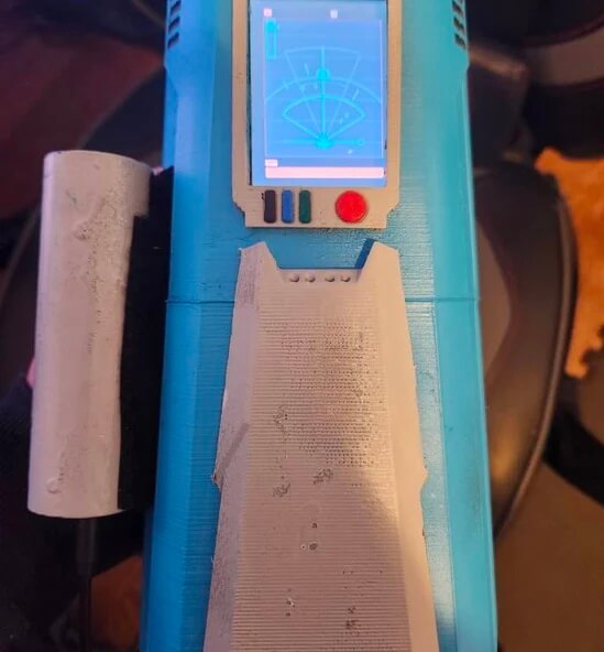 Mandalorian wrist gauntlet scanner using a mini touch screen kit